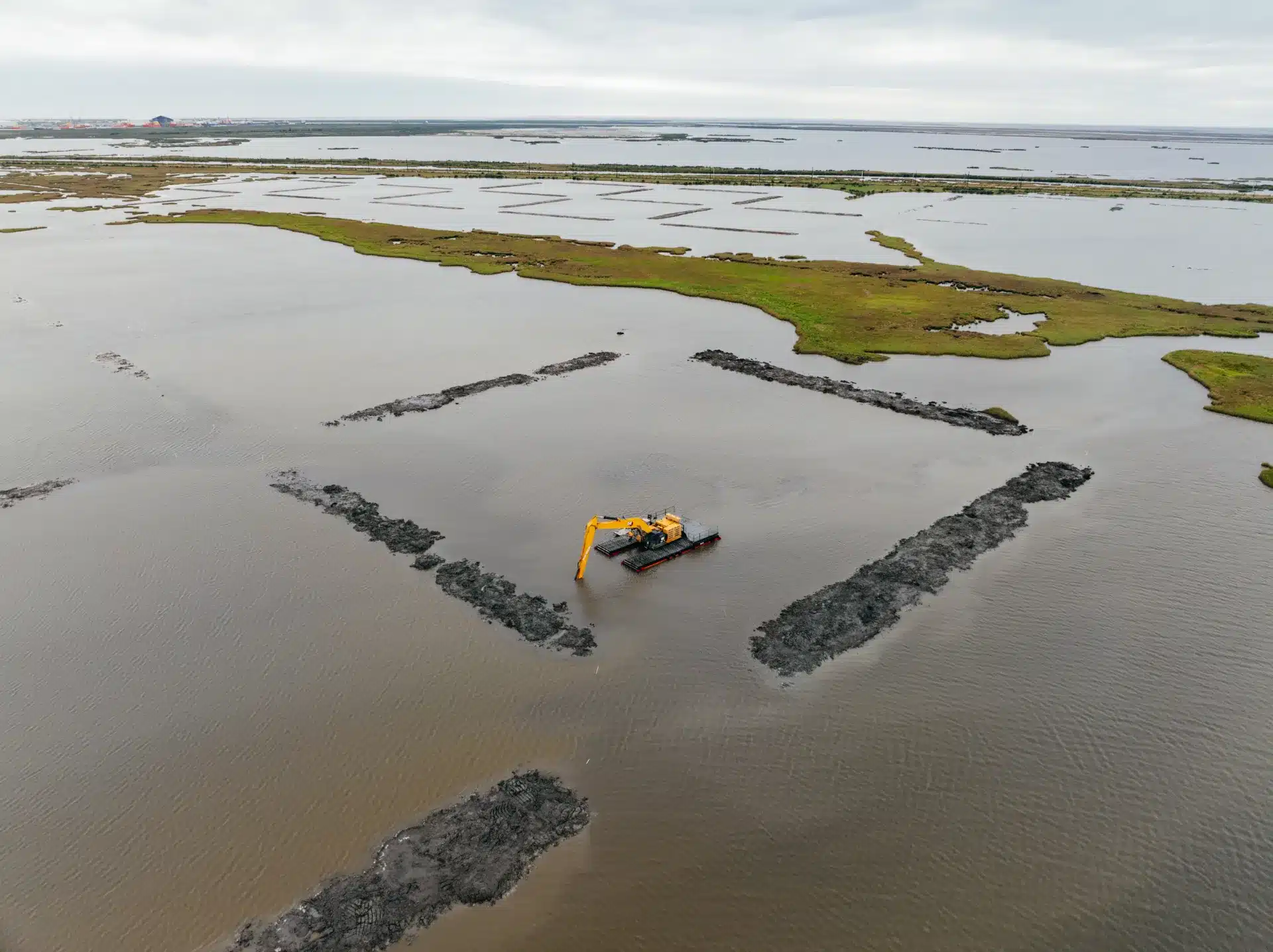 Amphibious Excavator 2 Wilco Marsh Buggies | Why Choose a Pontoon Excavator for Your Next Construction Project?
