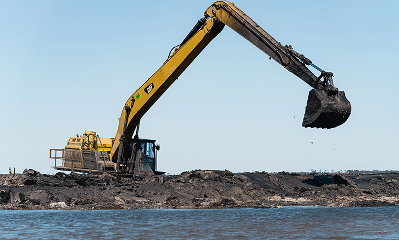 Pontoon Excavators Explained: When You Need One for Water-Based Projects
