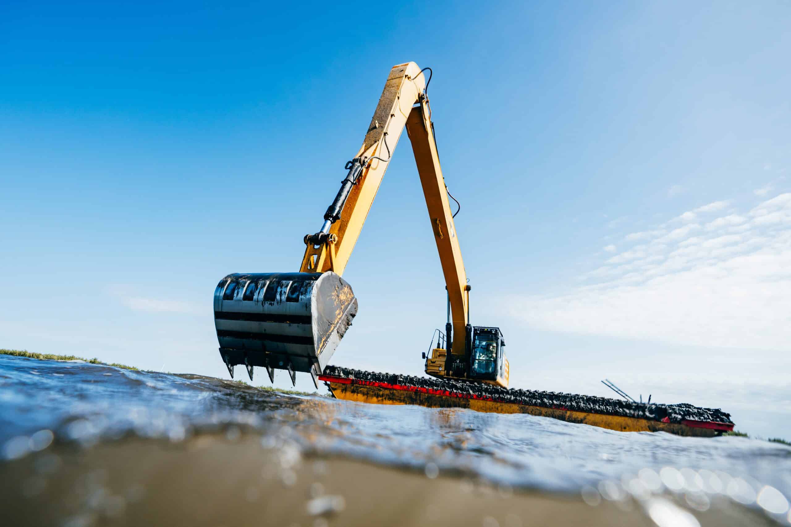 Essential Maintenance Tips for Amphibious Vehicles – Wilco Marsh Buggies Digger Derrick